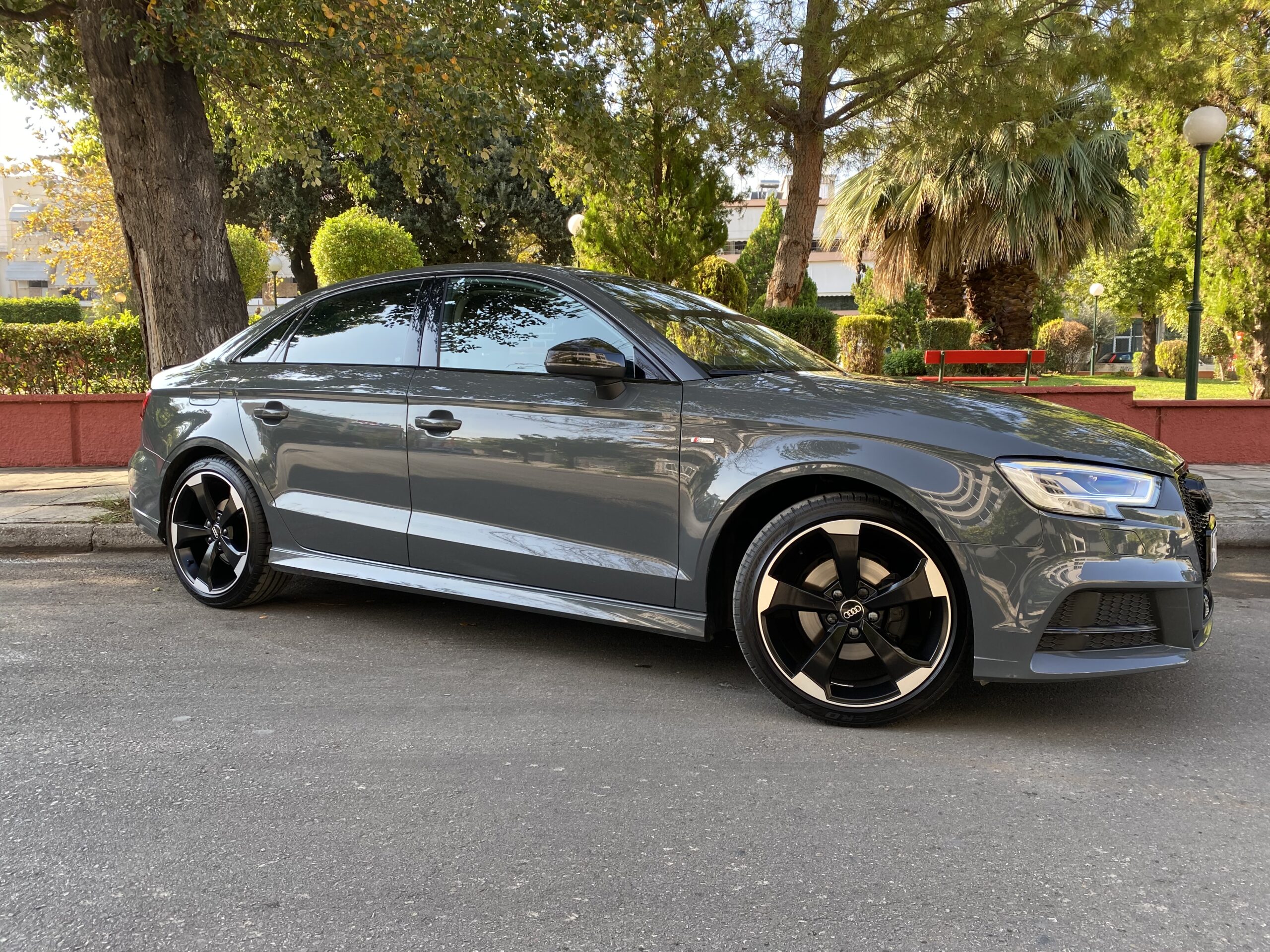 Audi A3 SPORTSEDAN S-LINE