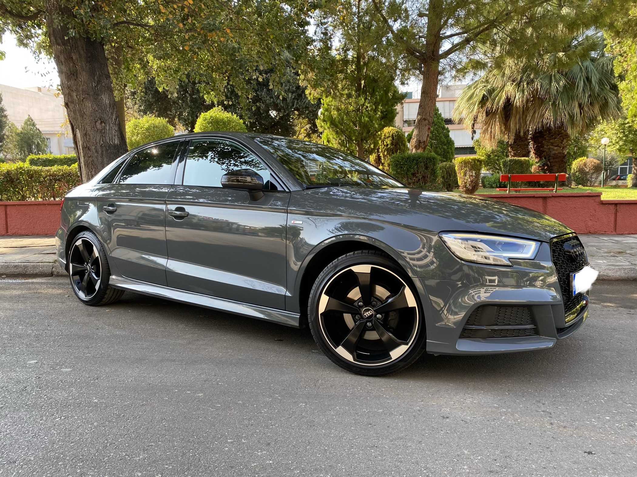 Audi A3 SPORTSEDAN S-LINE