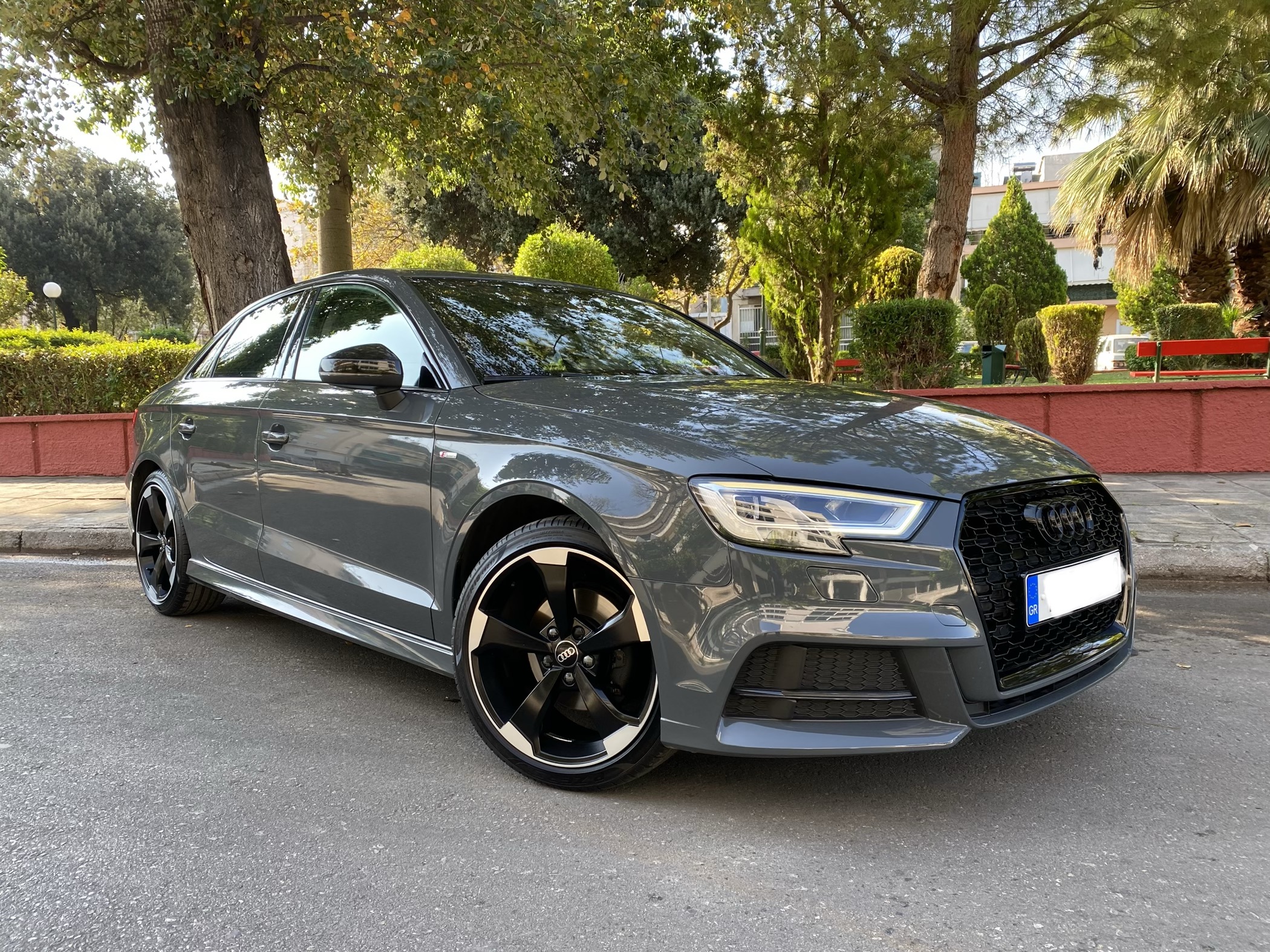Audi A3 SPORTSEDAN S-LINE