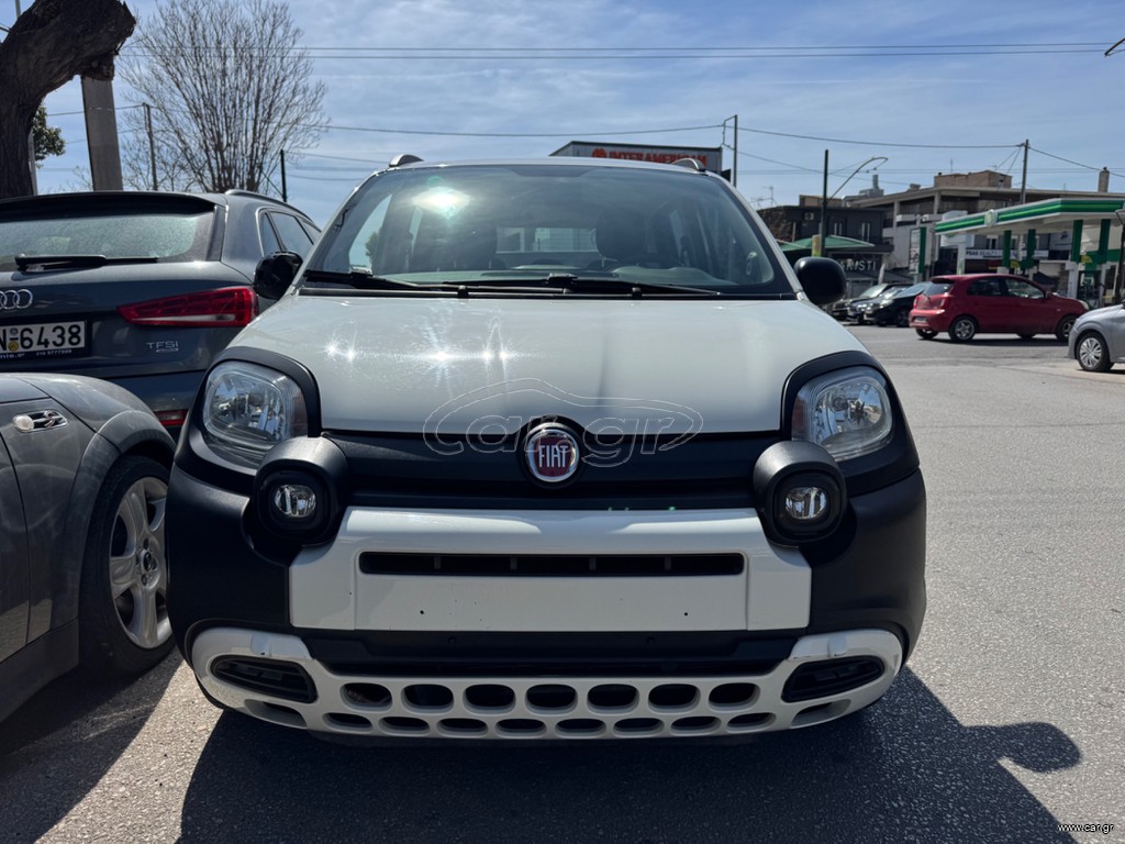 Fiat Panda CITY CROSS HYBRID