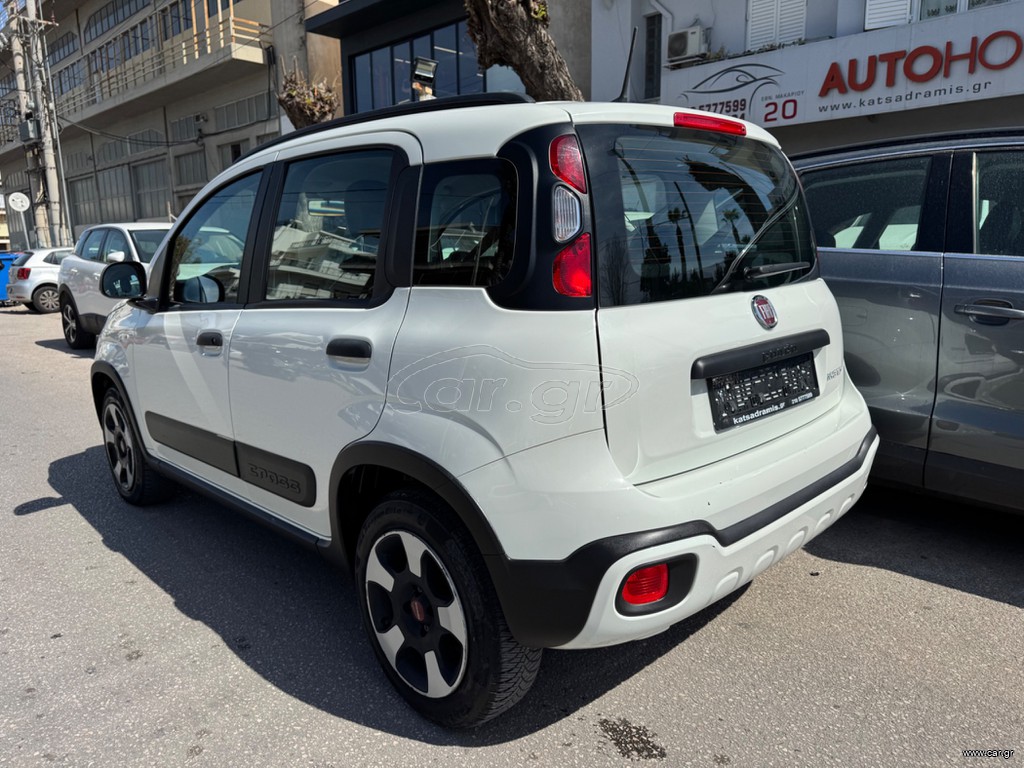 Fiat Panda CITY CROSS HYBRID