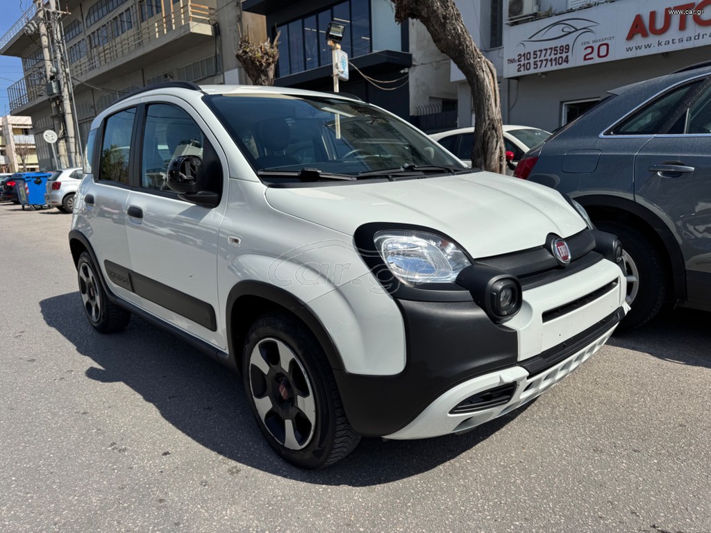 Fiat Panda CITY CROSS HYBRID