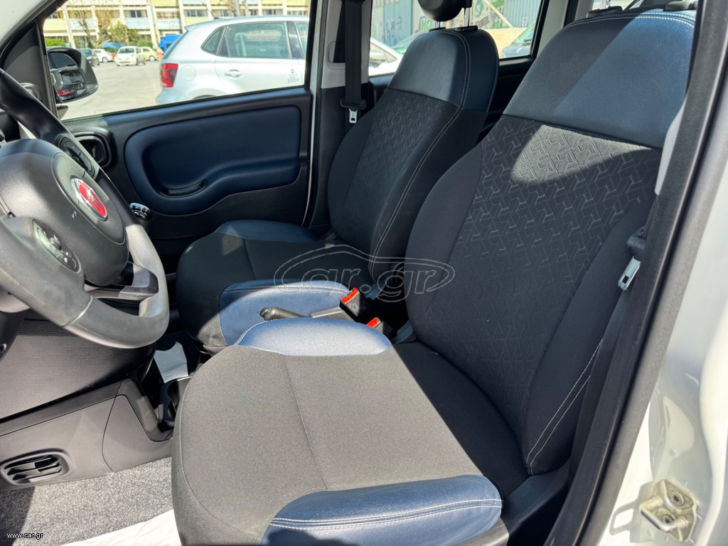 Fiat Panda CITY CROSS HYBRID