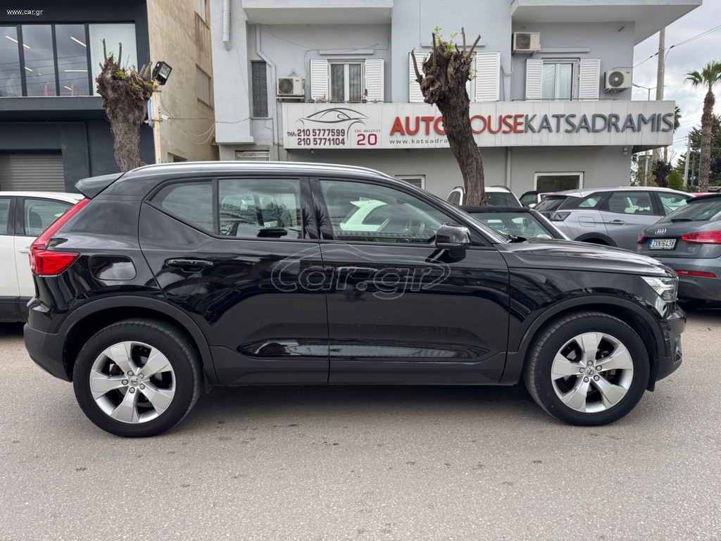 Volvo XC40 ΜΟΜΕΝΤUM PRO