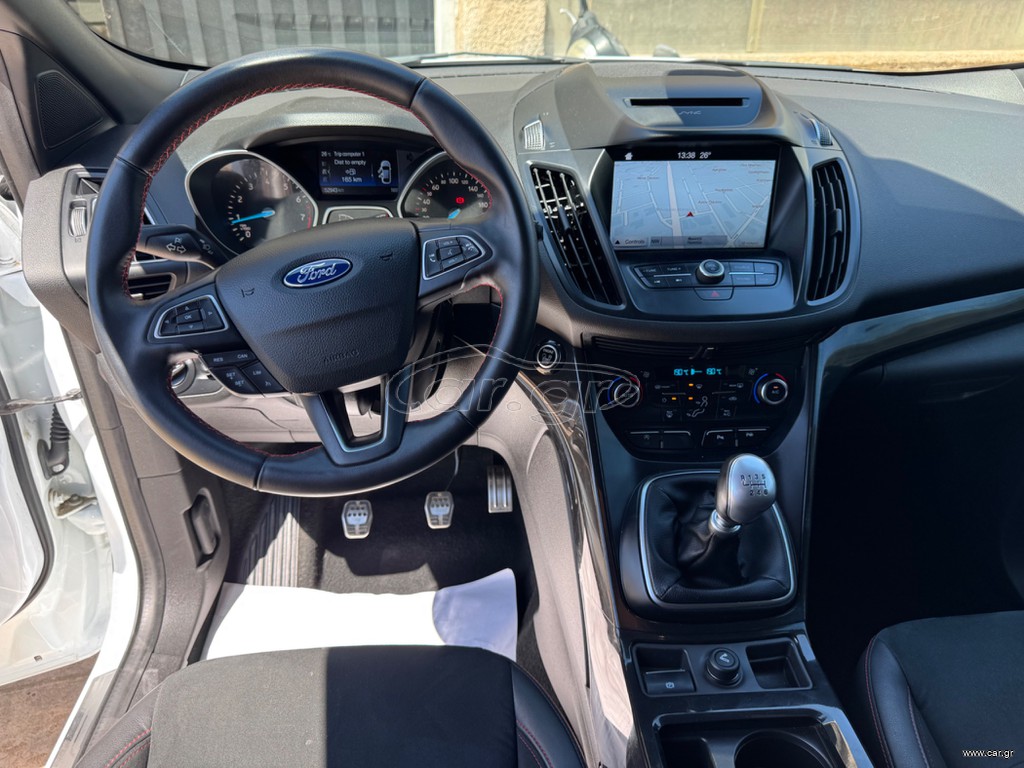 Ford Kuga ST-LINE