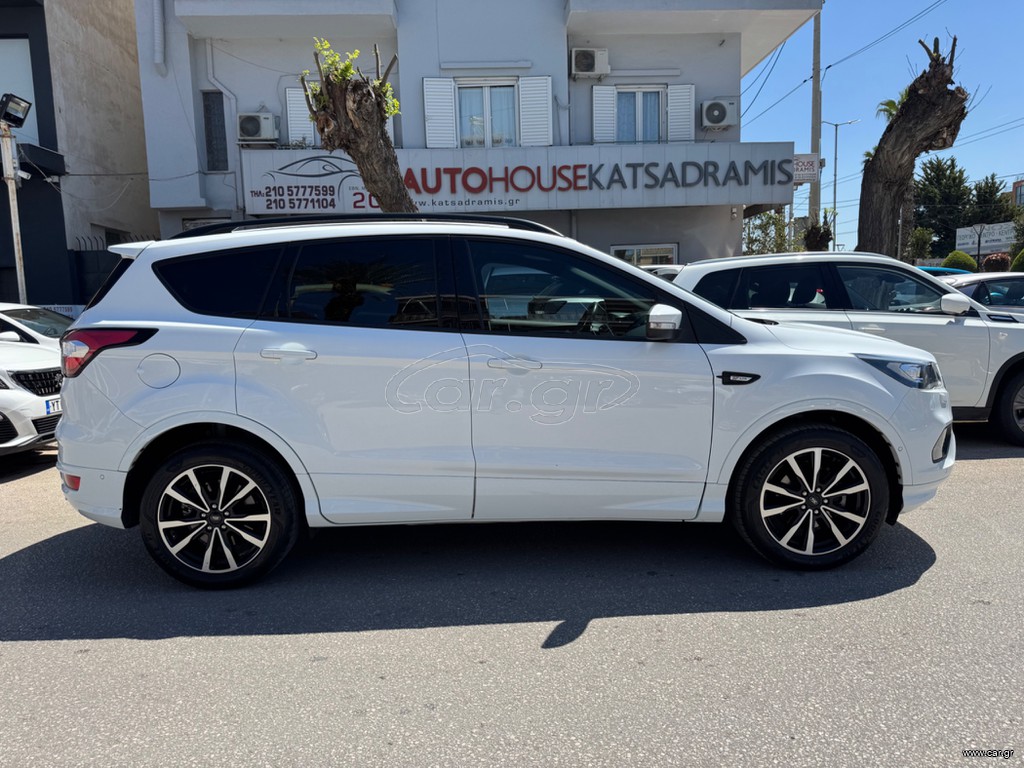 Ford Kuga ST-LINE
