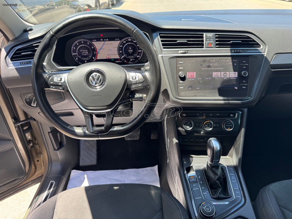 Volkswagen Tiguan EXCLUSIVE 4MOTION DSG 2.0TSI
