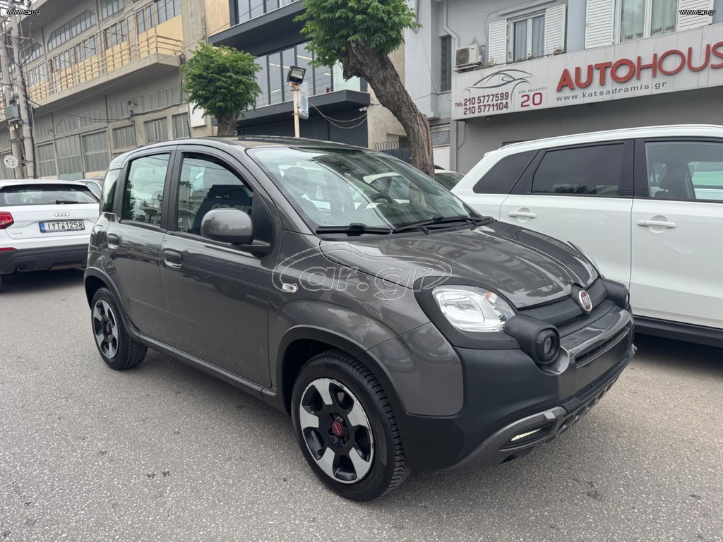 Fiat Panda CITY CROSS 1.0 HYBRID