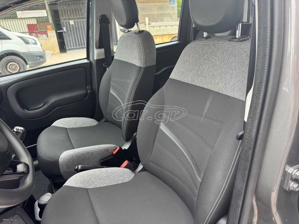 Fiat Panda CITY CROSS 1.0 HYBRID