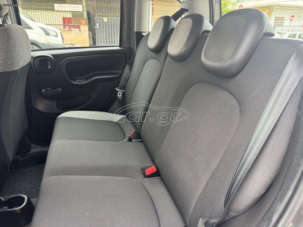 Fiat Panda CITY CROSS 1.0 HYBRID