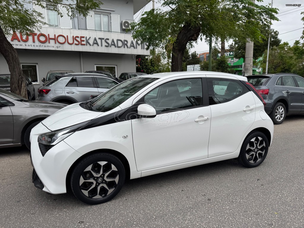 Toyota Aygo X-PLAY SPORT MMT