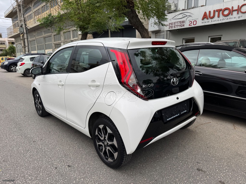 Toyota Aygo X-PLAY SPORT MMT